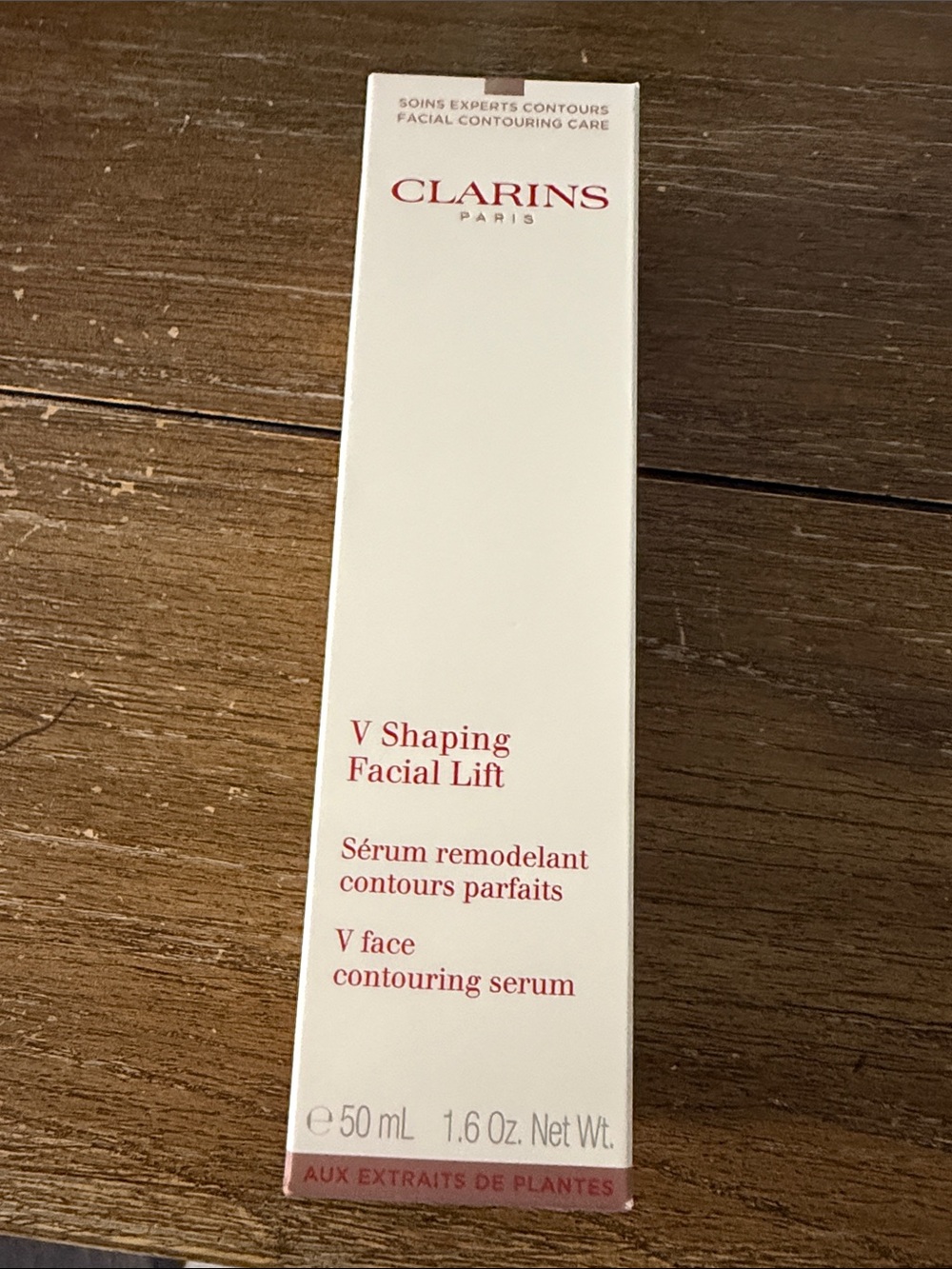 Clarins V Shaping Facial Lift Serum – White with Red Logo
